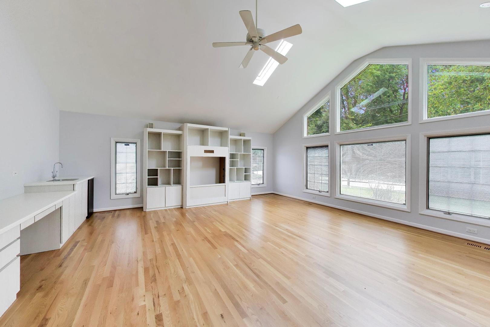 5801 N Lansing Avenue Property Photo 17