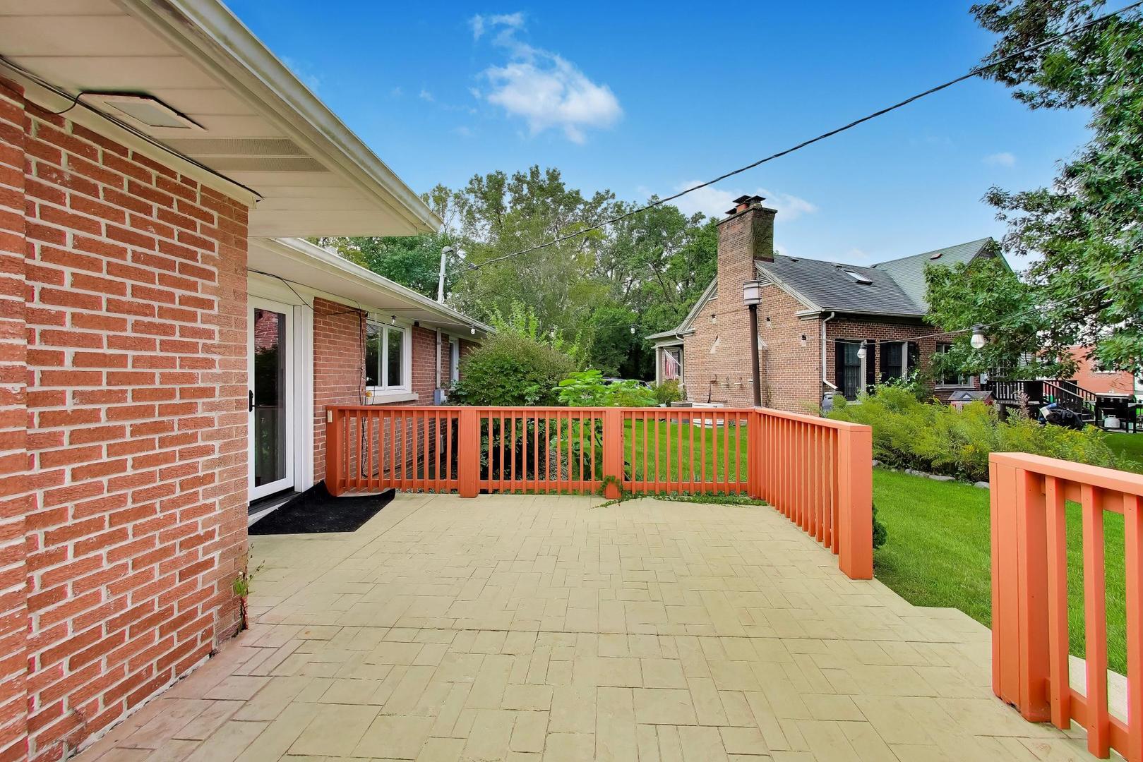 5801 N Lansing Avenue Property Photo 31