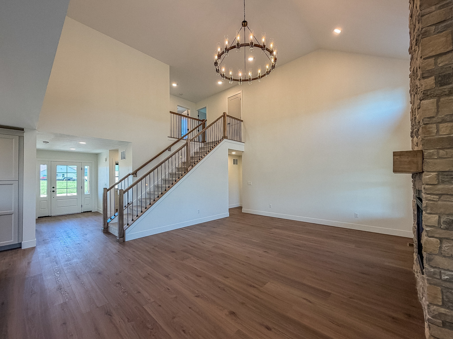502 N Beacon Hill Circle Property Photo 7