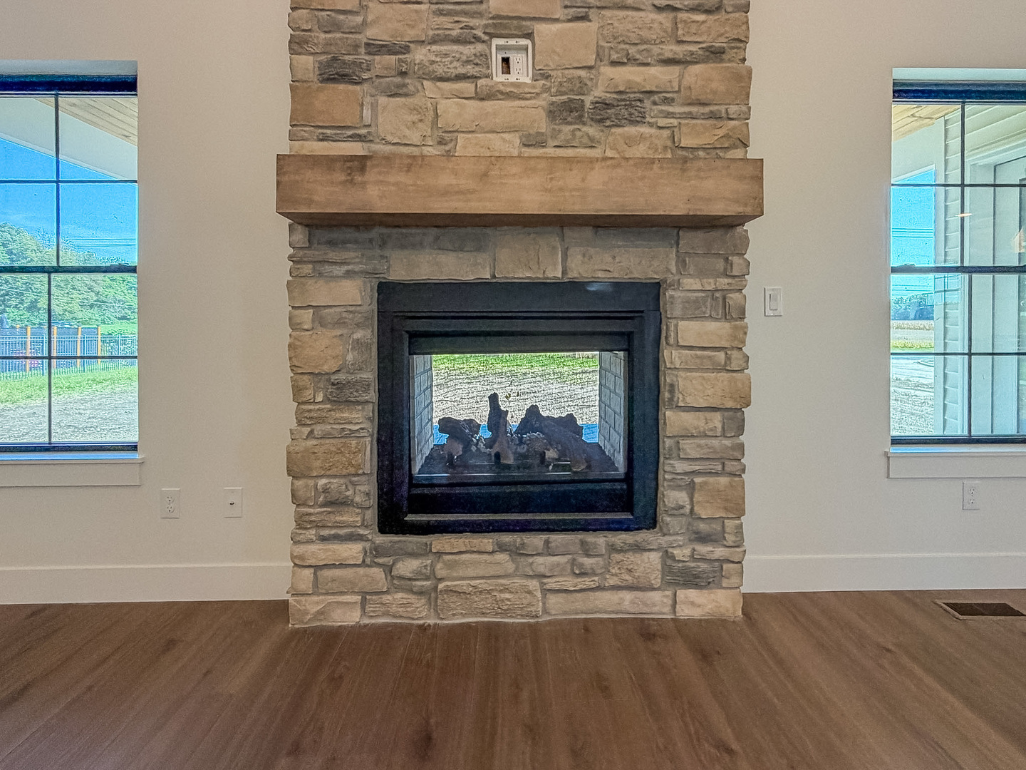 502 N Beacon Hill Circle Property Photo 10
