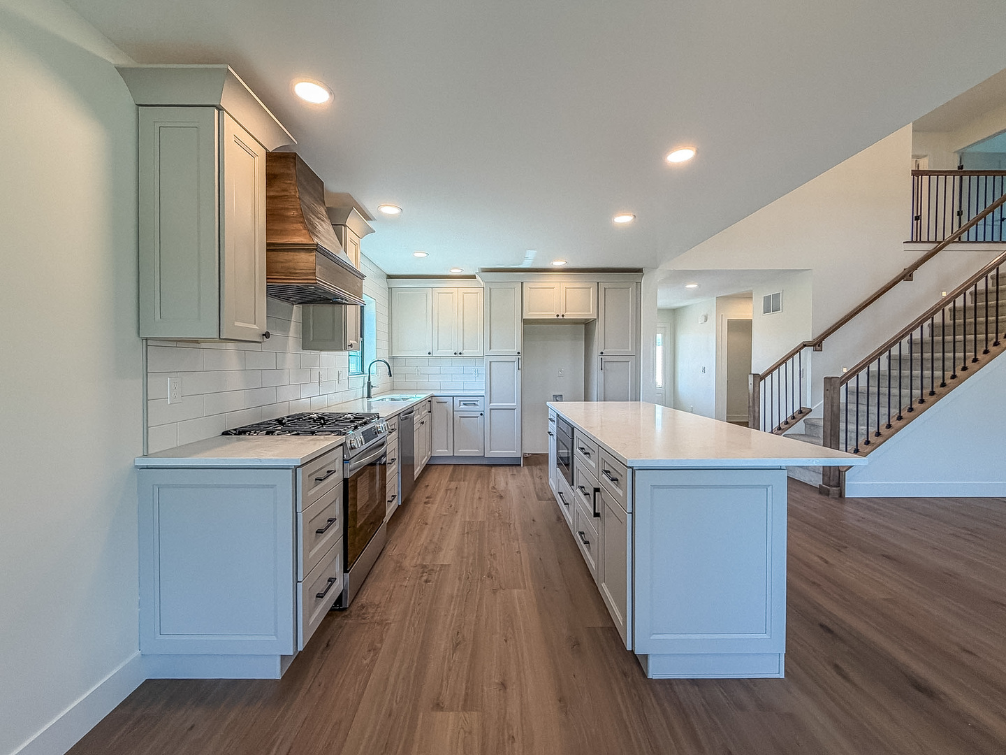 502 N Beacon Hill Circle Property Photo 15