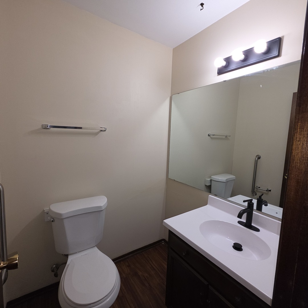 1 Stony Creek Drive 1b Property Photo 8