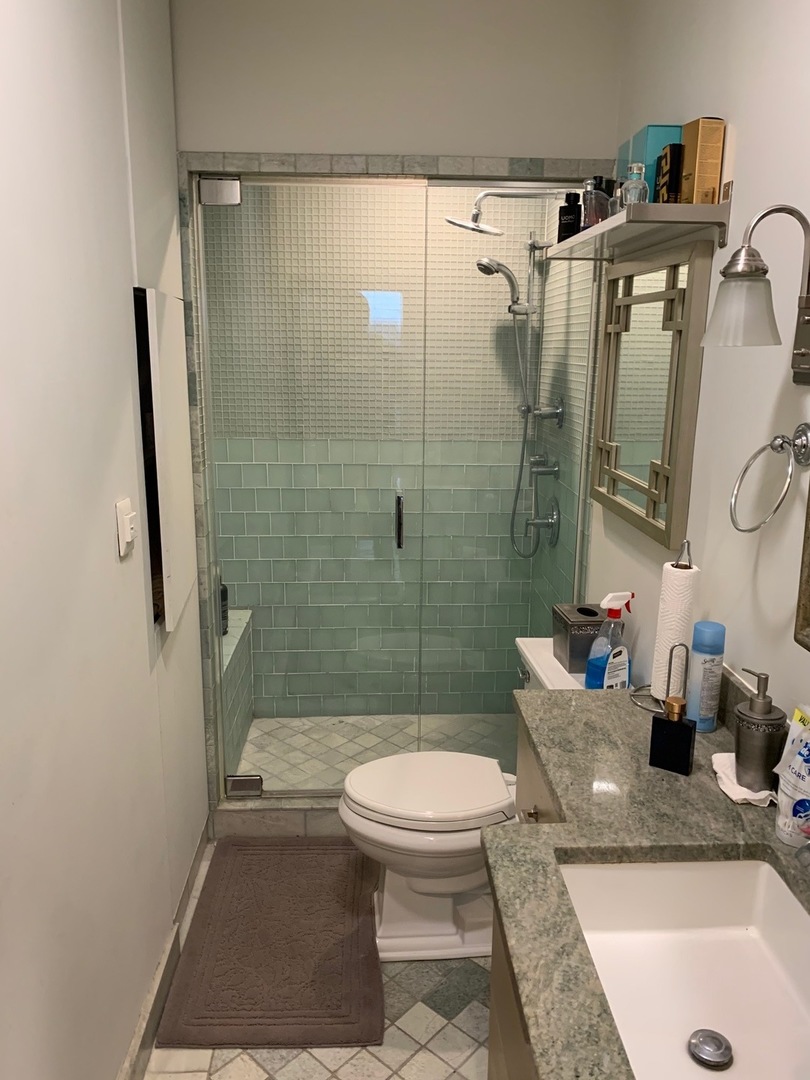 9 E Huron Street 1 Property Photo 7