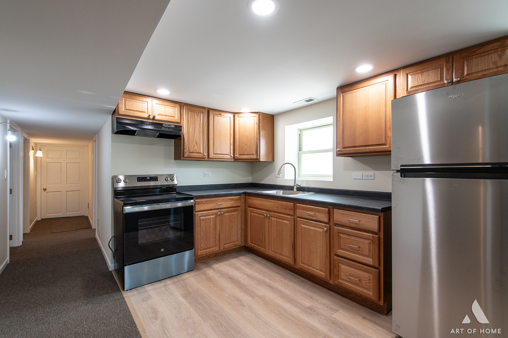 3301 N Kilbourn Avenue G Property Photo 9