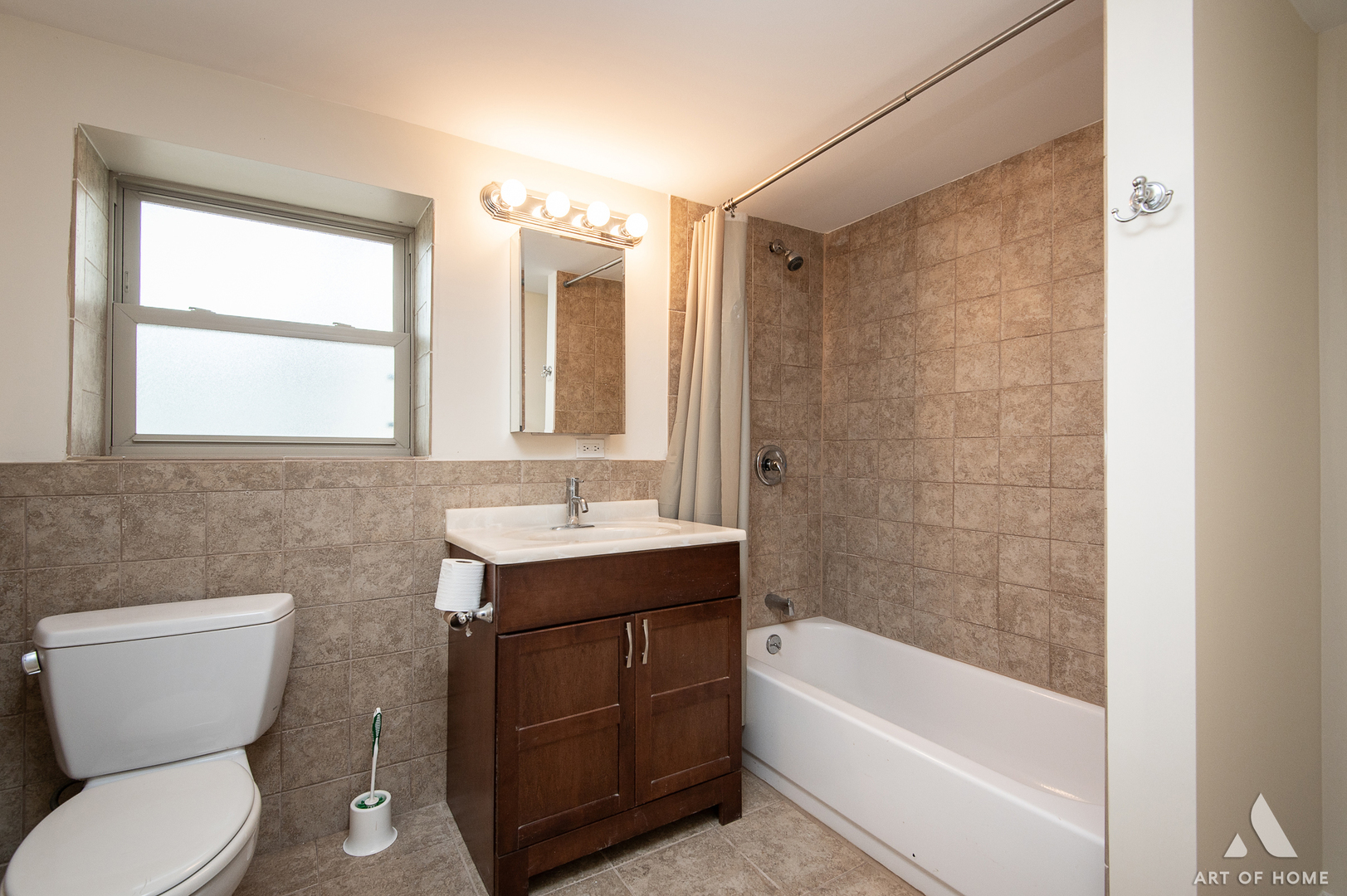 3301 N Kilbourn Avenue G Property Photo 10