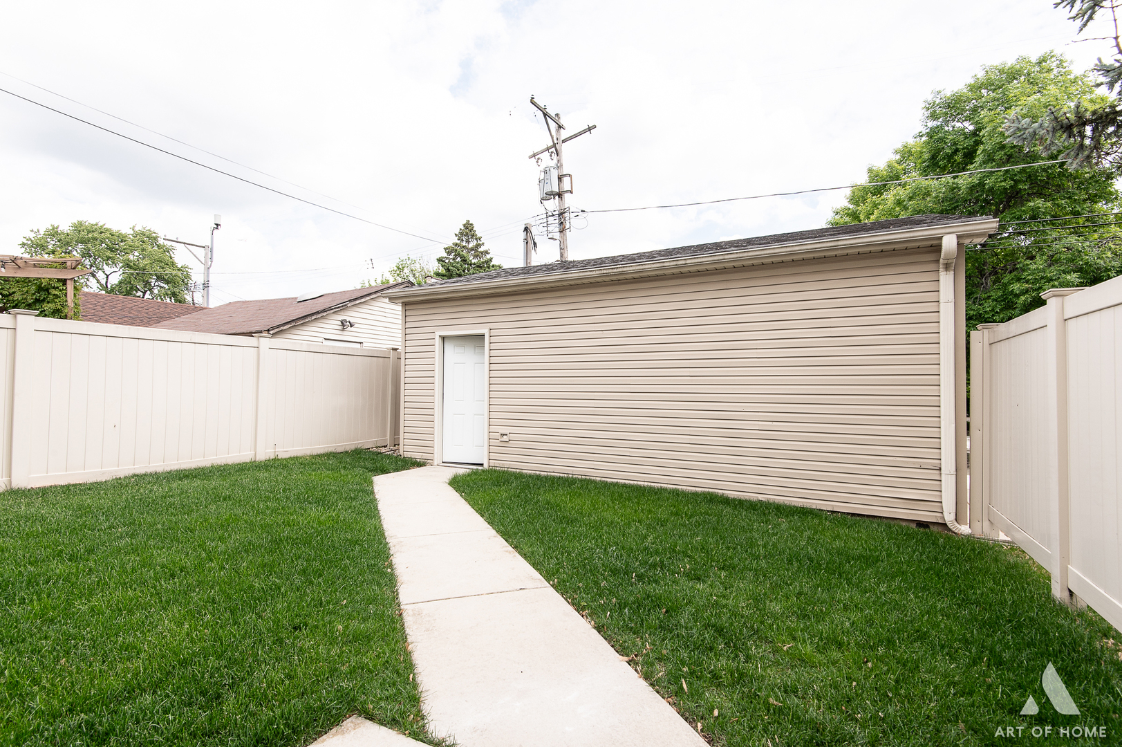 3301 N Kilbourn Avenue G Property Photo 12