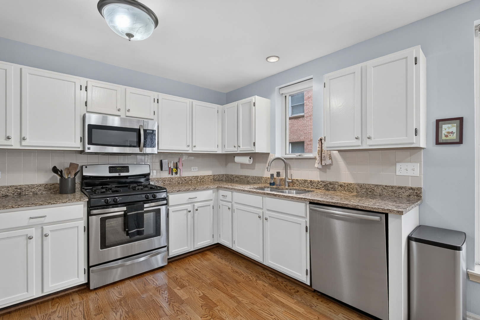 7243 Franklin Street B Property Photo 9