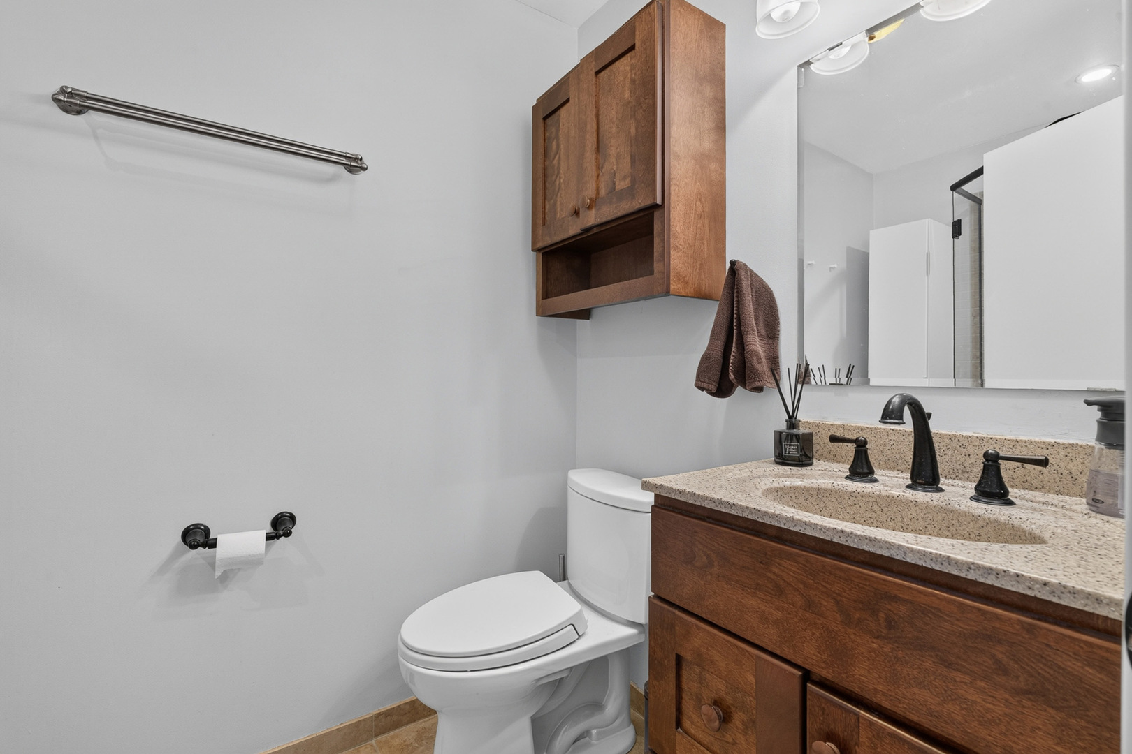 7243 Franklin Street B Property Photo 14