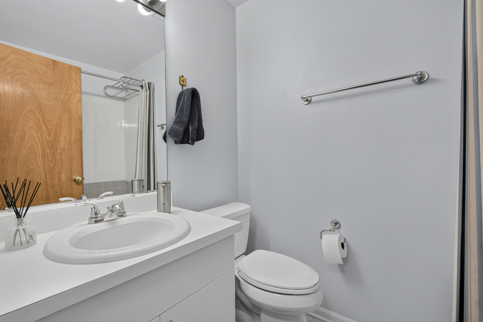 7243 Franklin Street B Property Photo 17