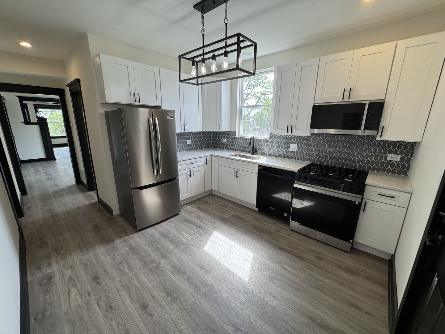 906 N Lavergne Avenue Property Photo 8