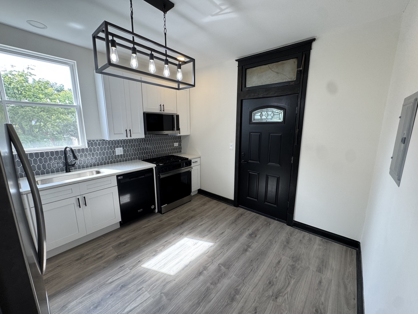 906 N Lavergne Avenue Property Photo 12