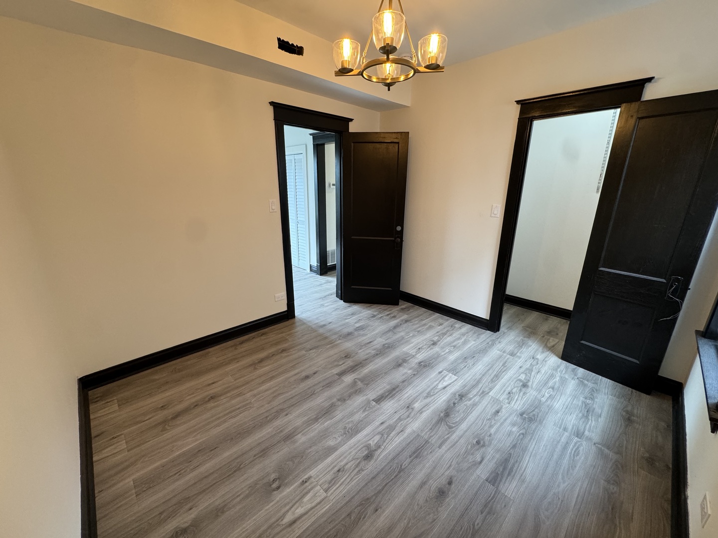 906 N Lavergne Avenue Property Photo 19