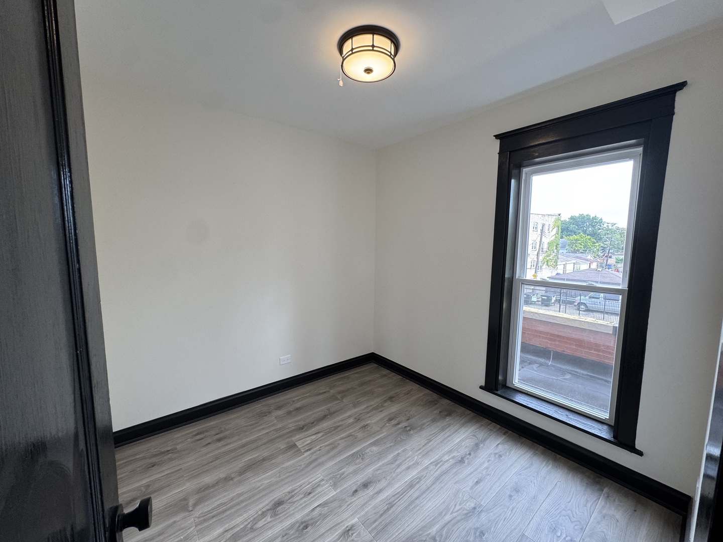 906 N Lavergne Avenue Property Photo 22