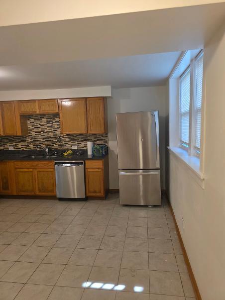 1643 W 35th Street Property Photo 14