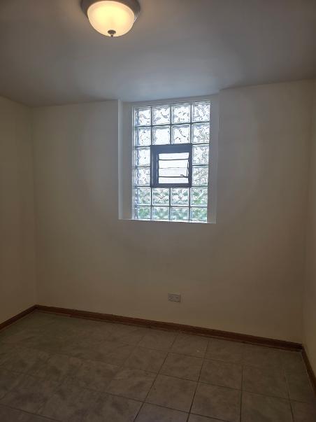 1643 W 35th Street Property Photo 21