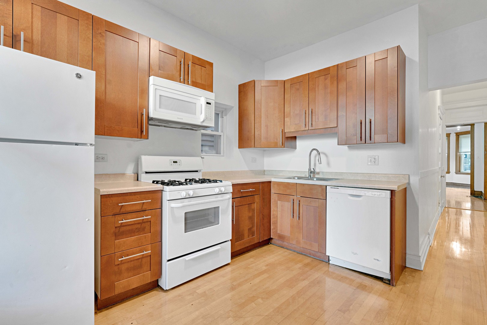 2439 N Seminary Avenue 1 Property Photo 10
