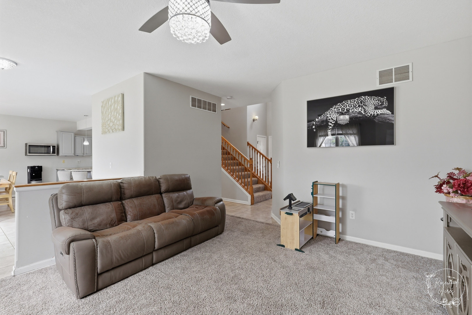 116 Diversatech Drive Property Photo 4