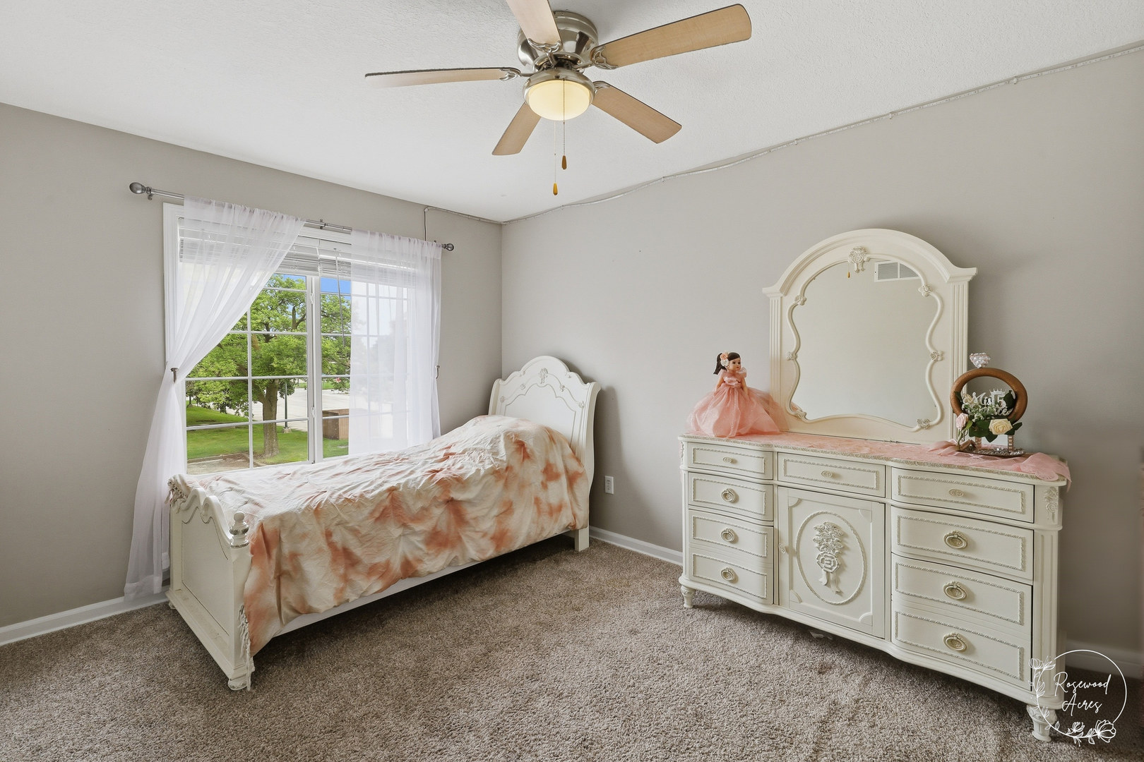 116 Diversatech Drive Property Photo 16