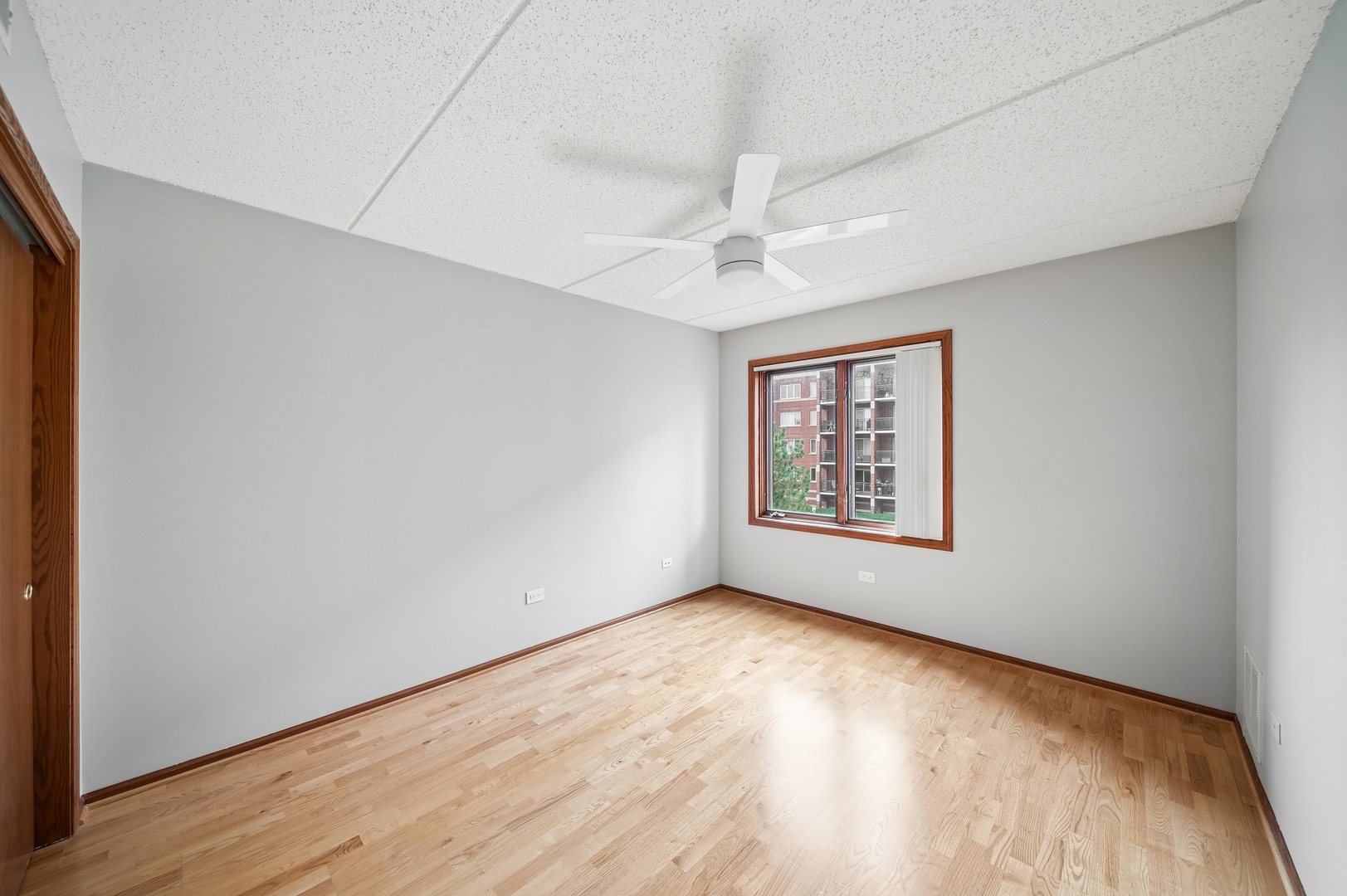 4160 N Natchez Avenue 307 Property Photo 13