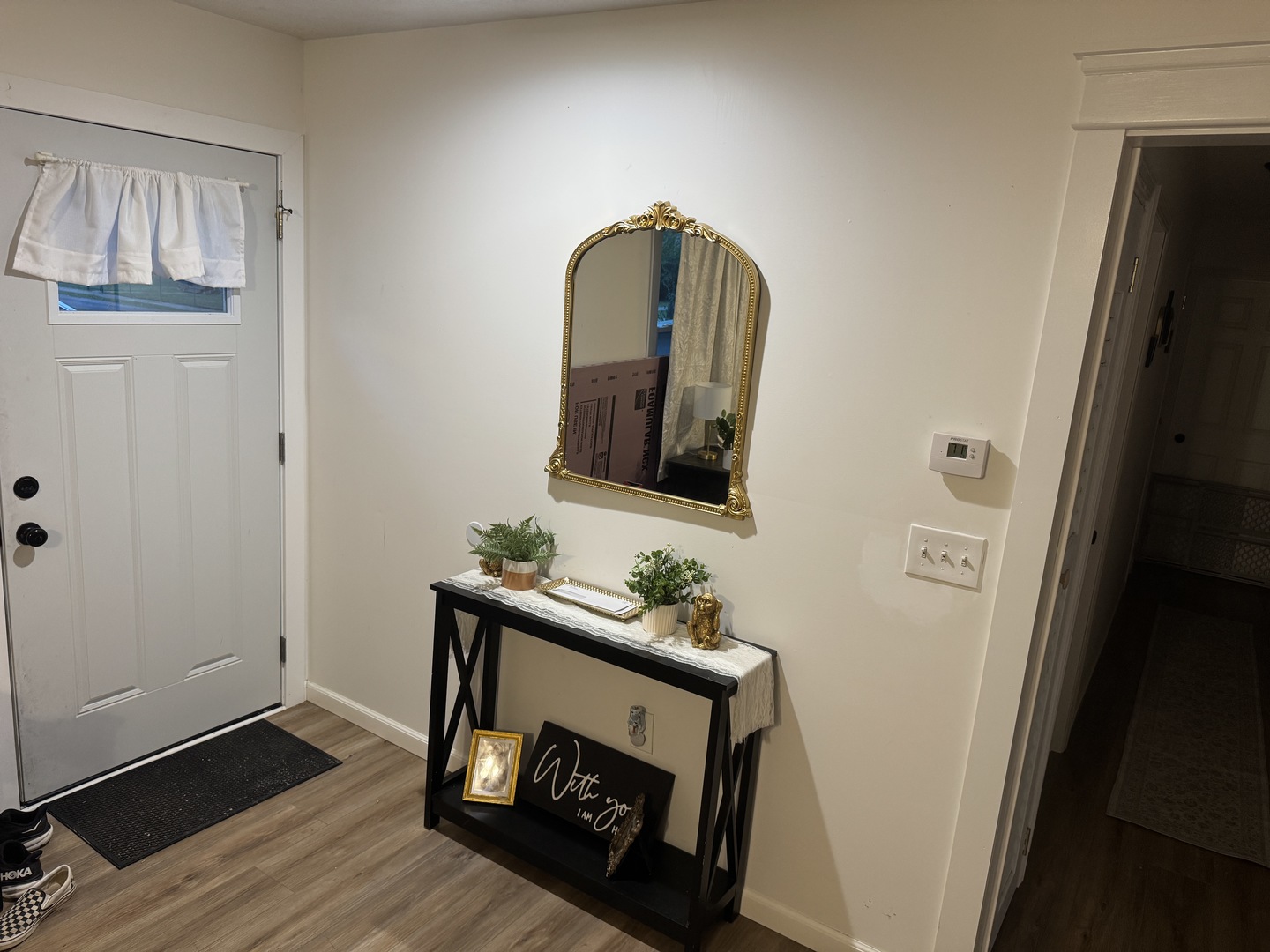 1214 E Grayson Street Property Photo 4