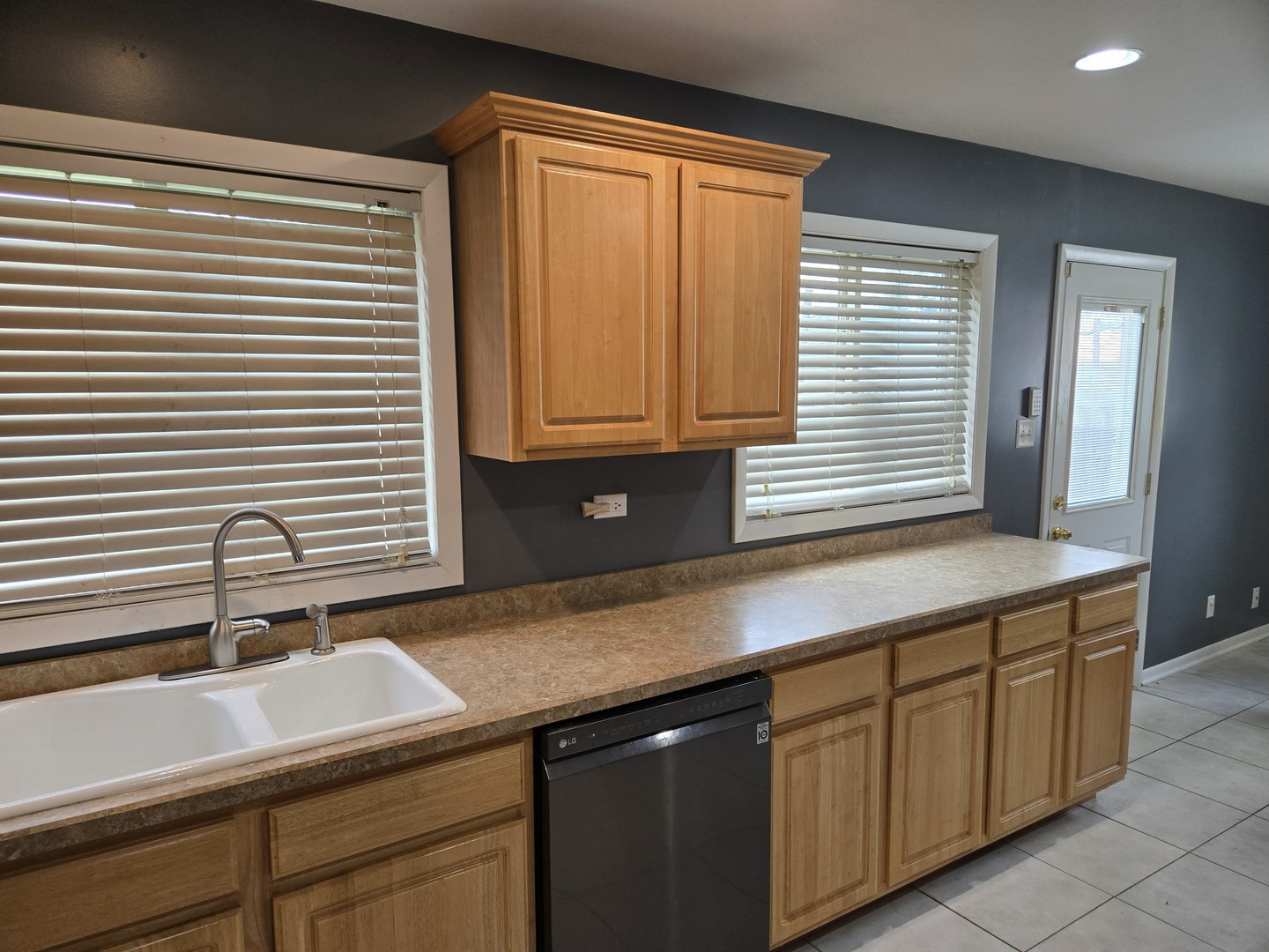 4942 138th Place Property Photo 5