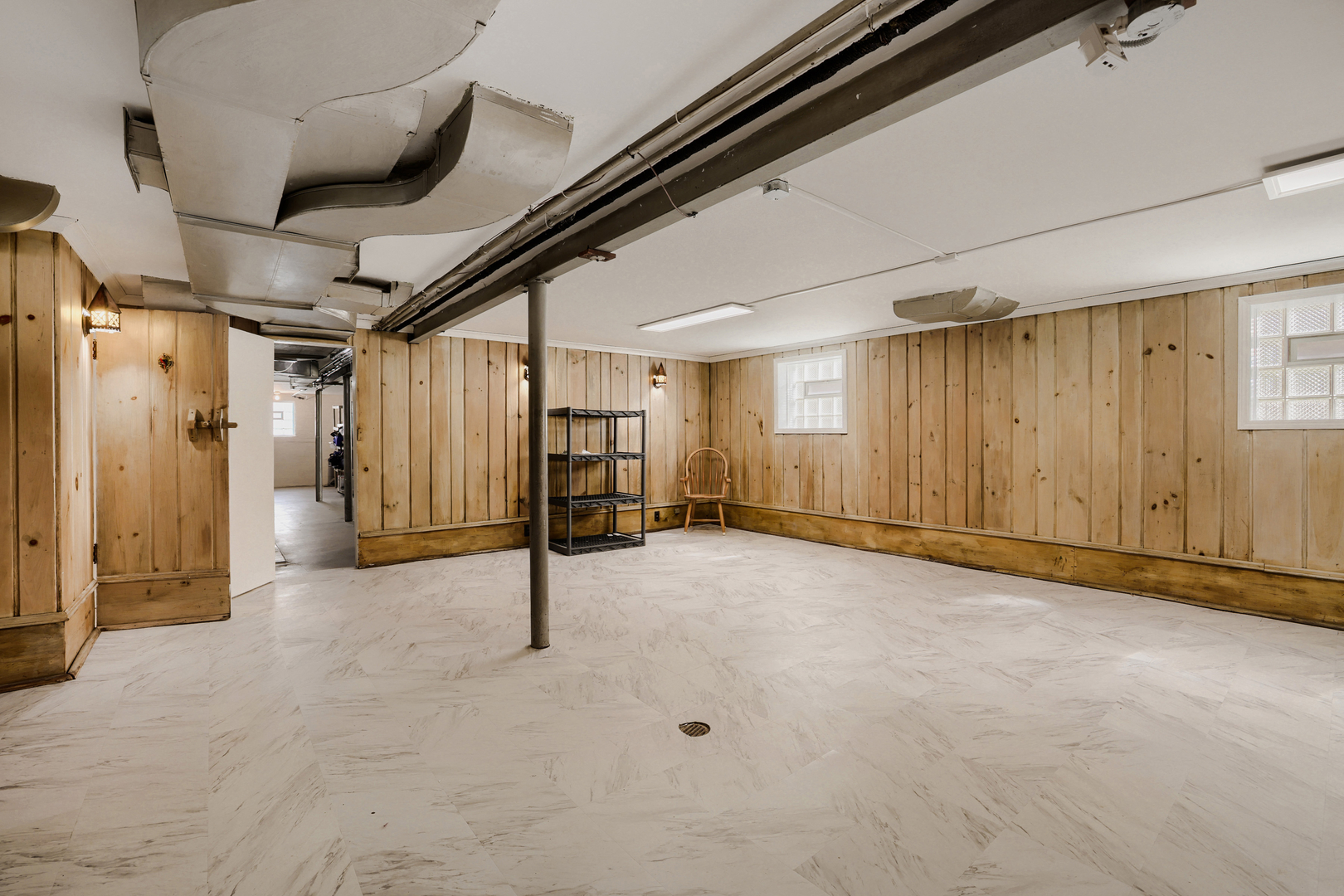 1619 N Normandy Avenue Property Photo 35