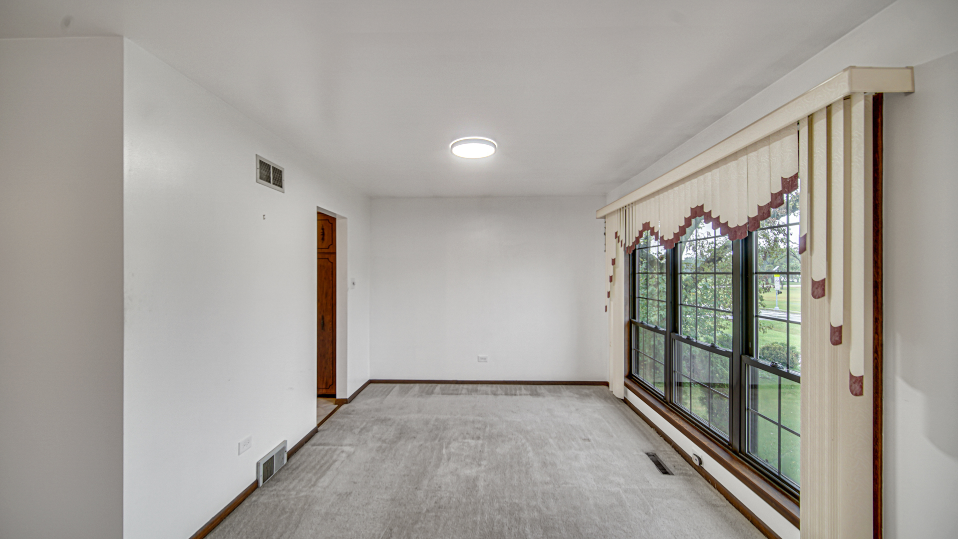 4431 187th Street Property Photo 15