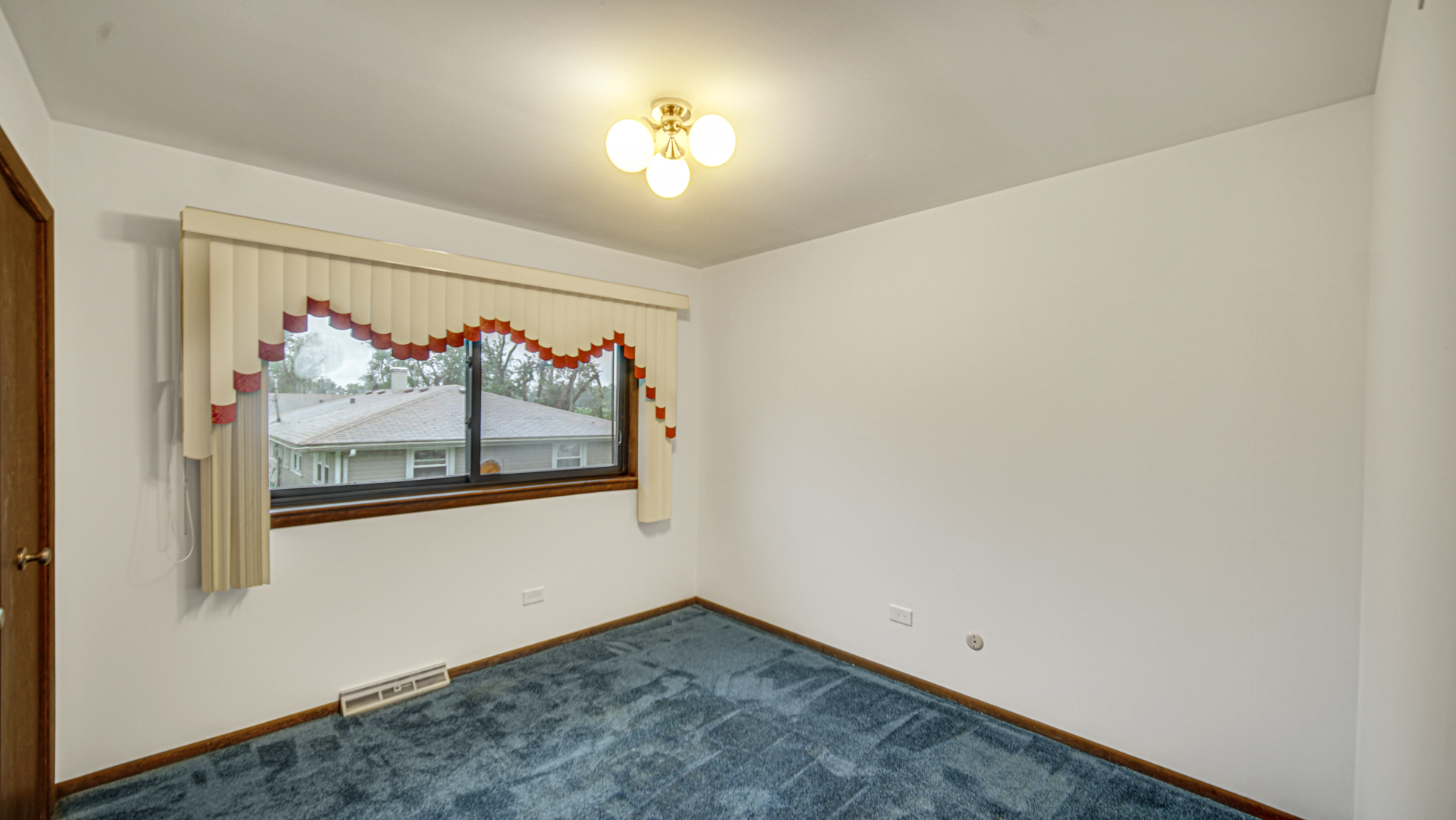 4431 187th Street Property Photo 19