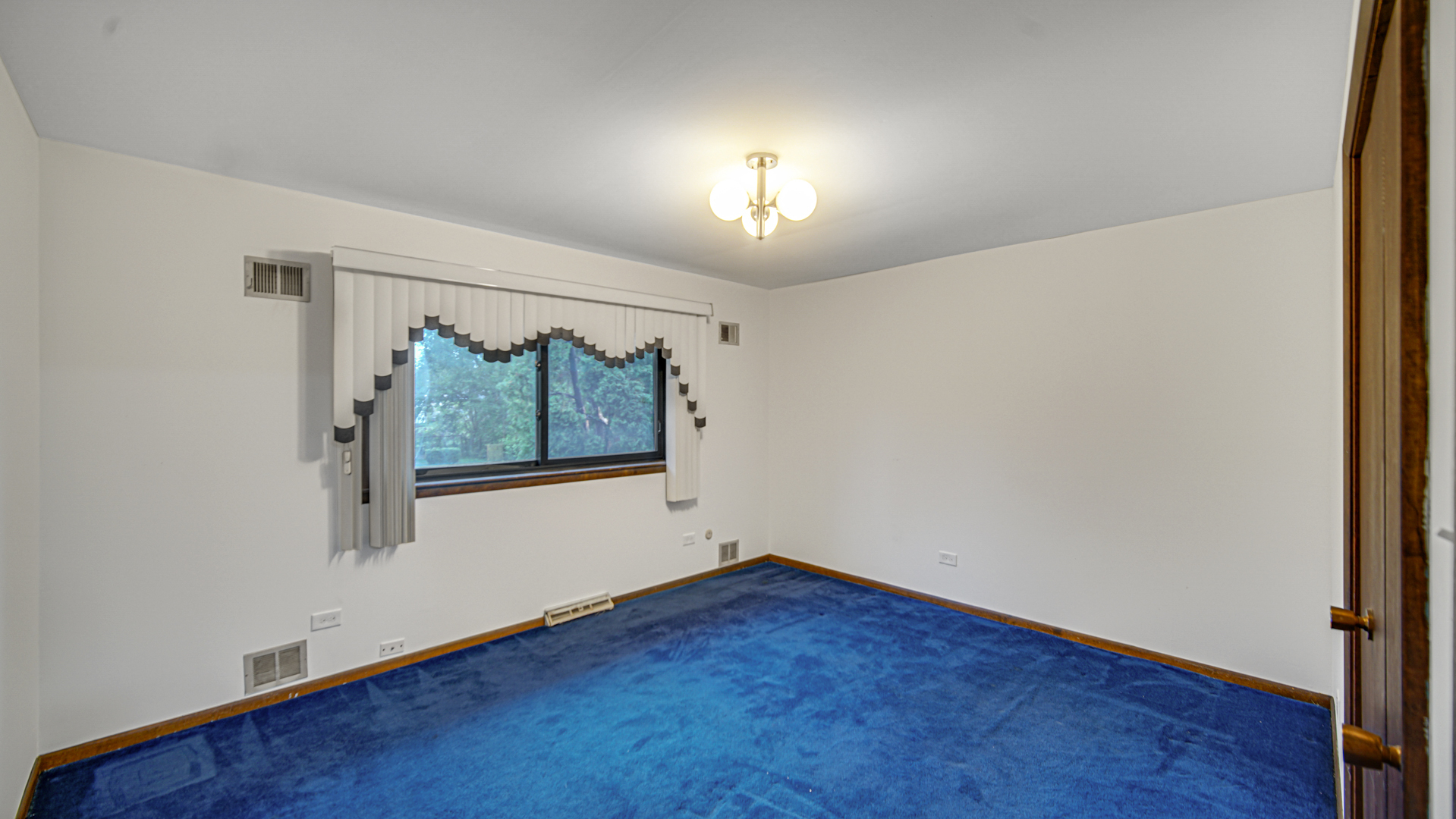4431 187th Street Property Photo 20