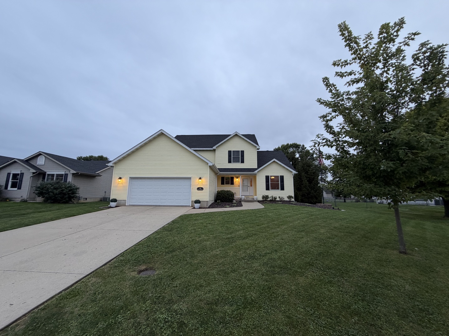 13 View Circle Property Photo 1