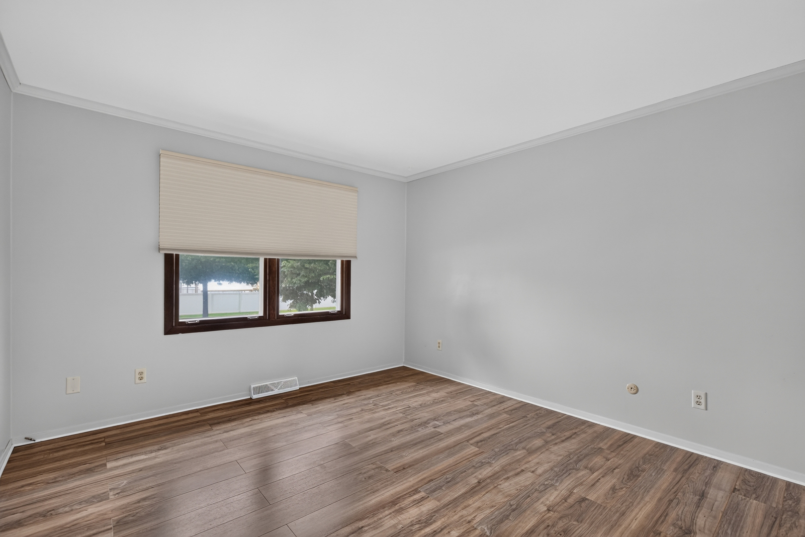 1520 Adams Street Property Photo 15