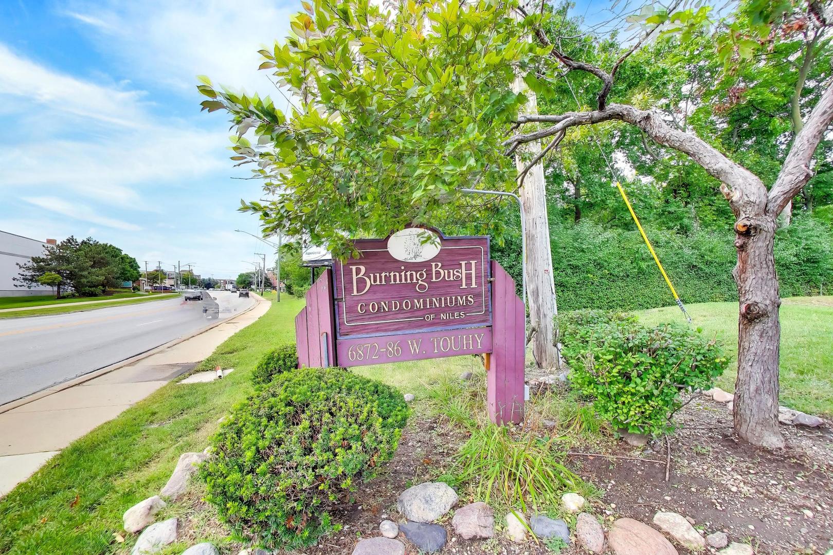 6876 W Touhy Avenue 3e Property Photo 16