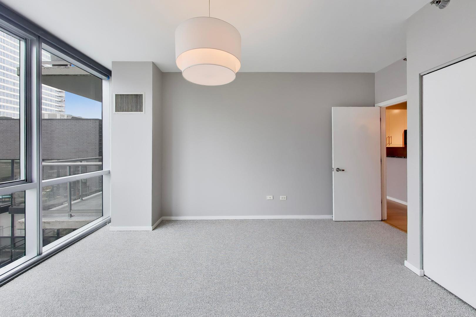 125 S Green Street 805a Property Photo 14