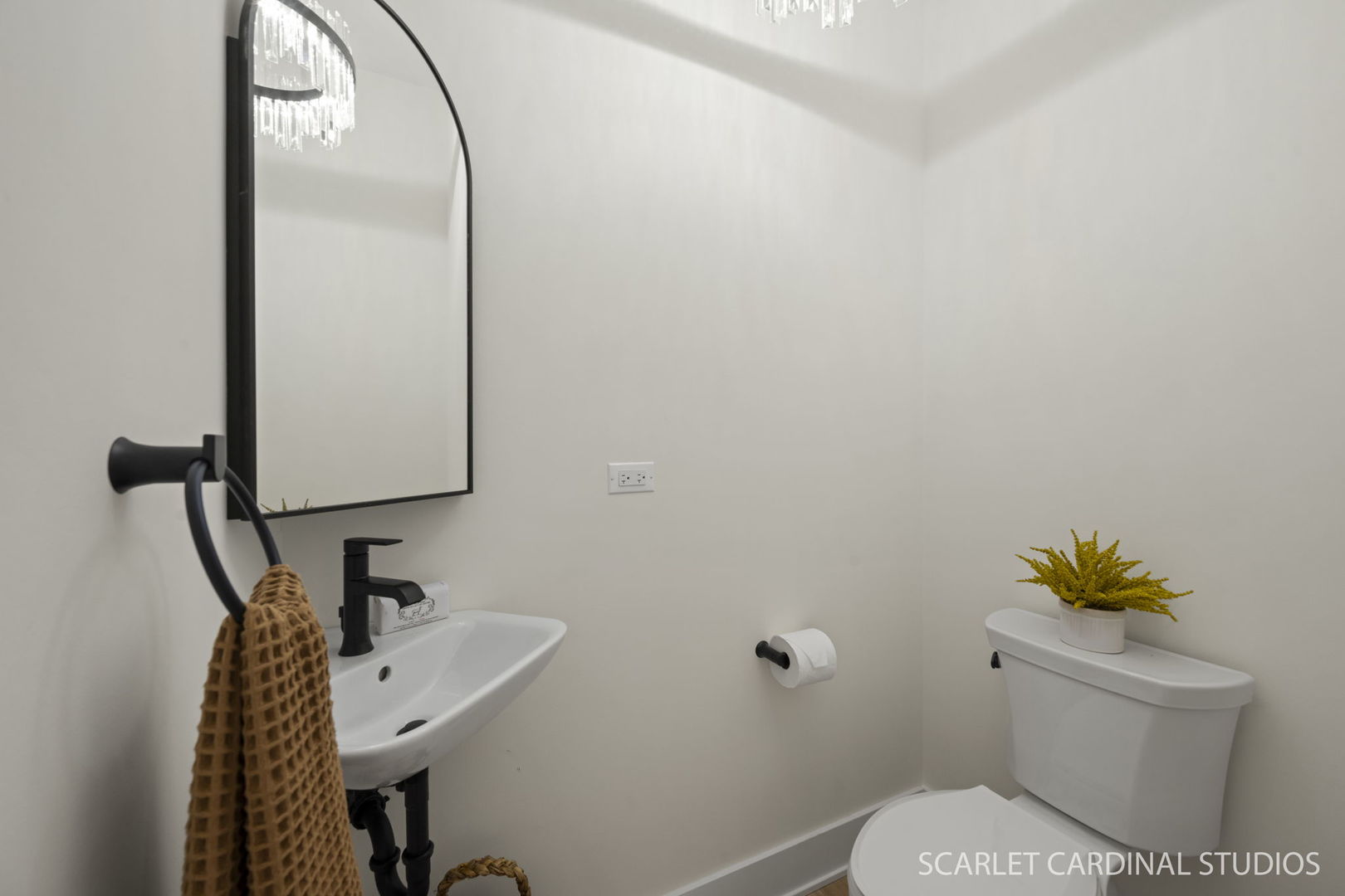 835 Avon Court Property Photo 18
