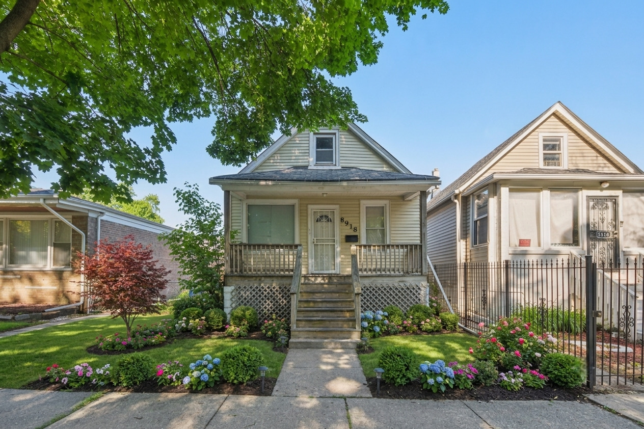 8918 S Woodlawn Avenue Property Photo 1