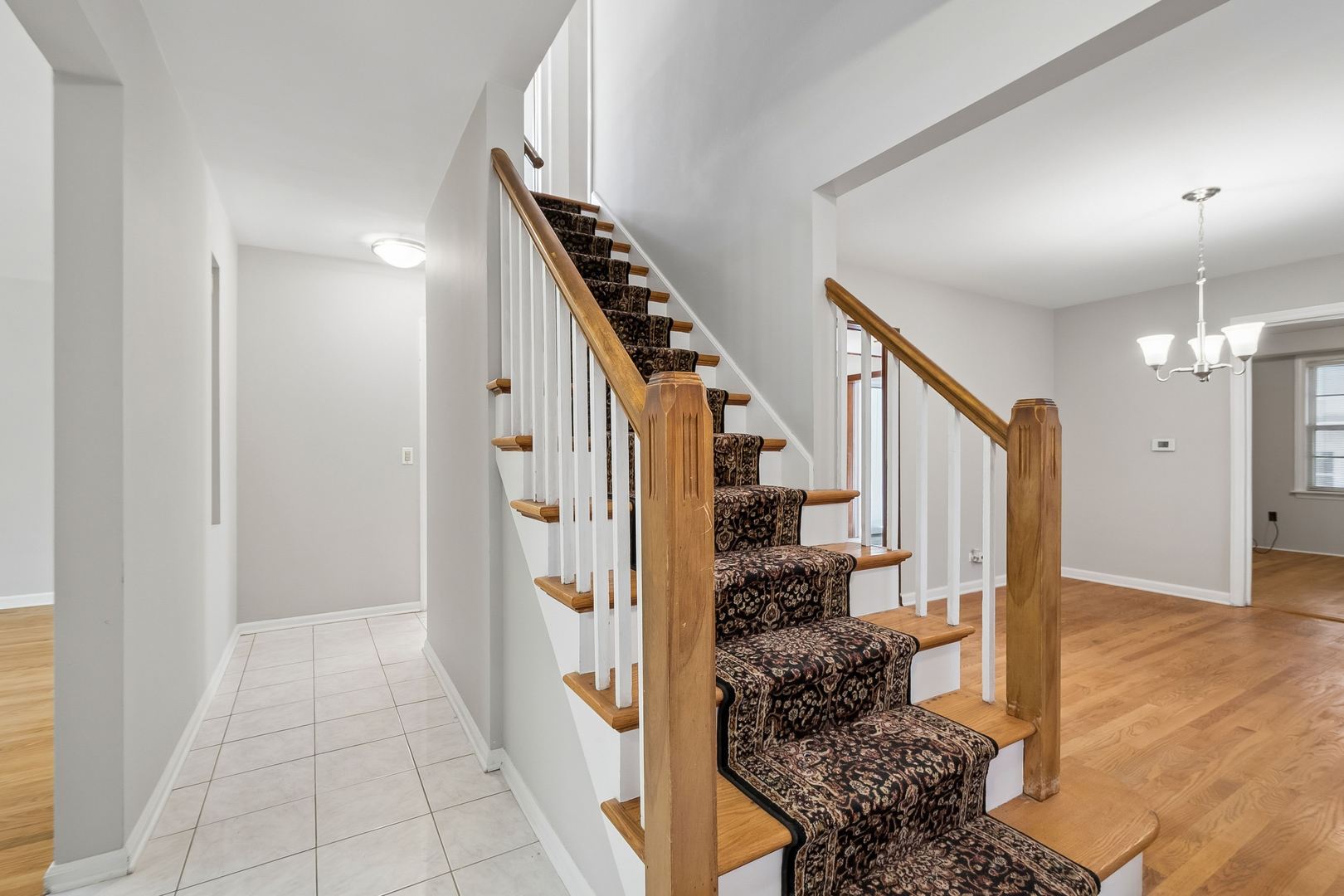 6118 N Kimball Avenue Property Photo 6