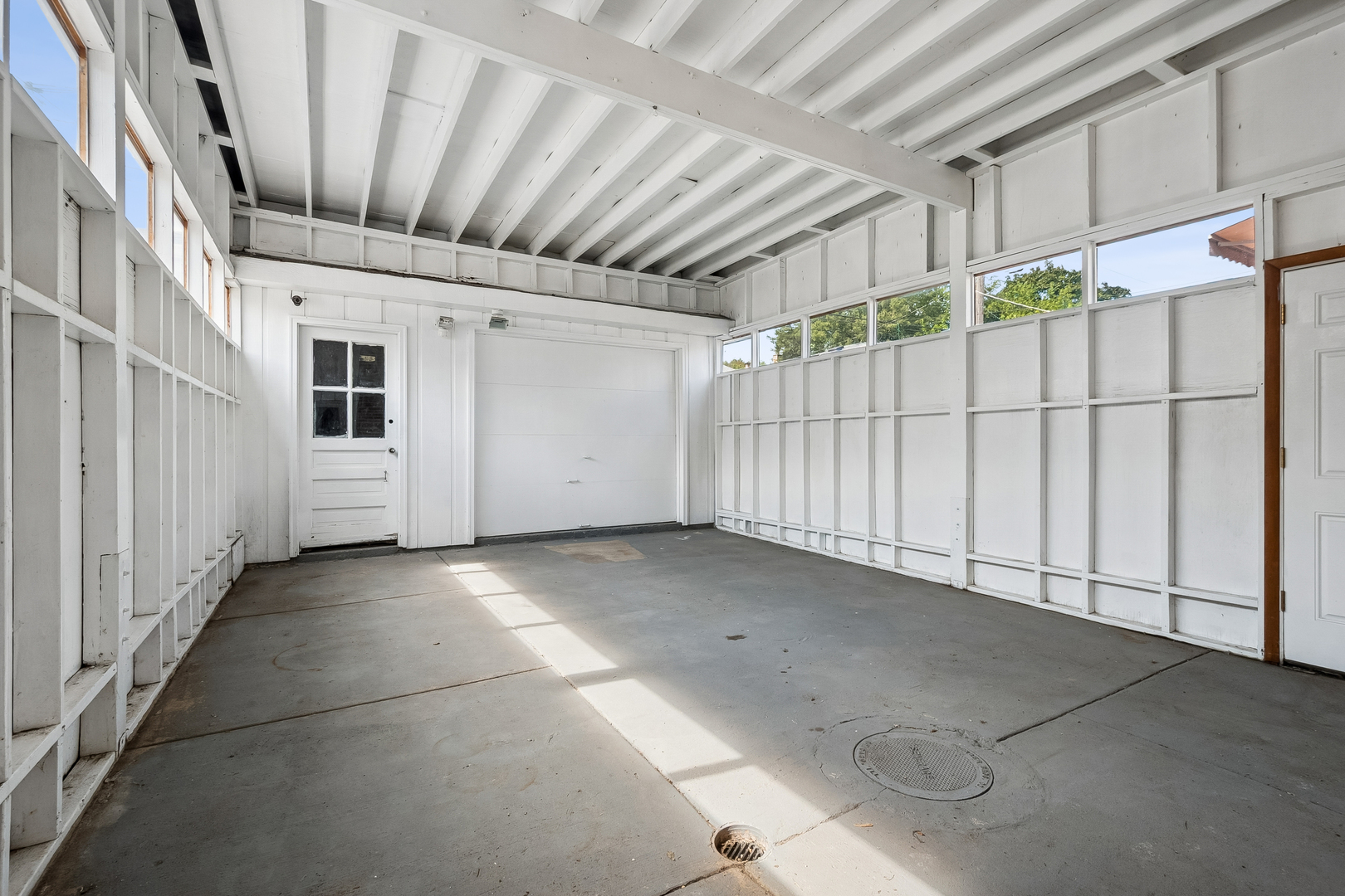 6118 N Kimball Avenue Property Photo 32