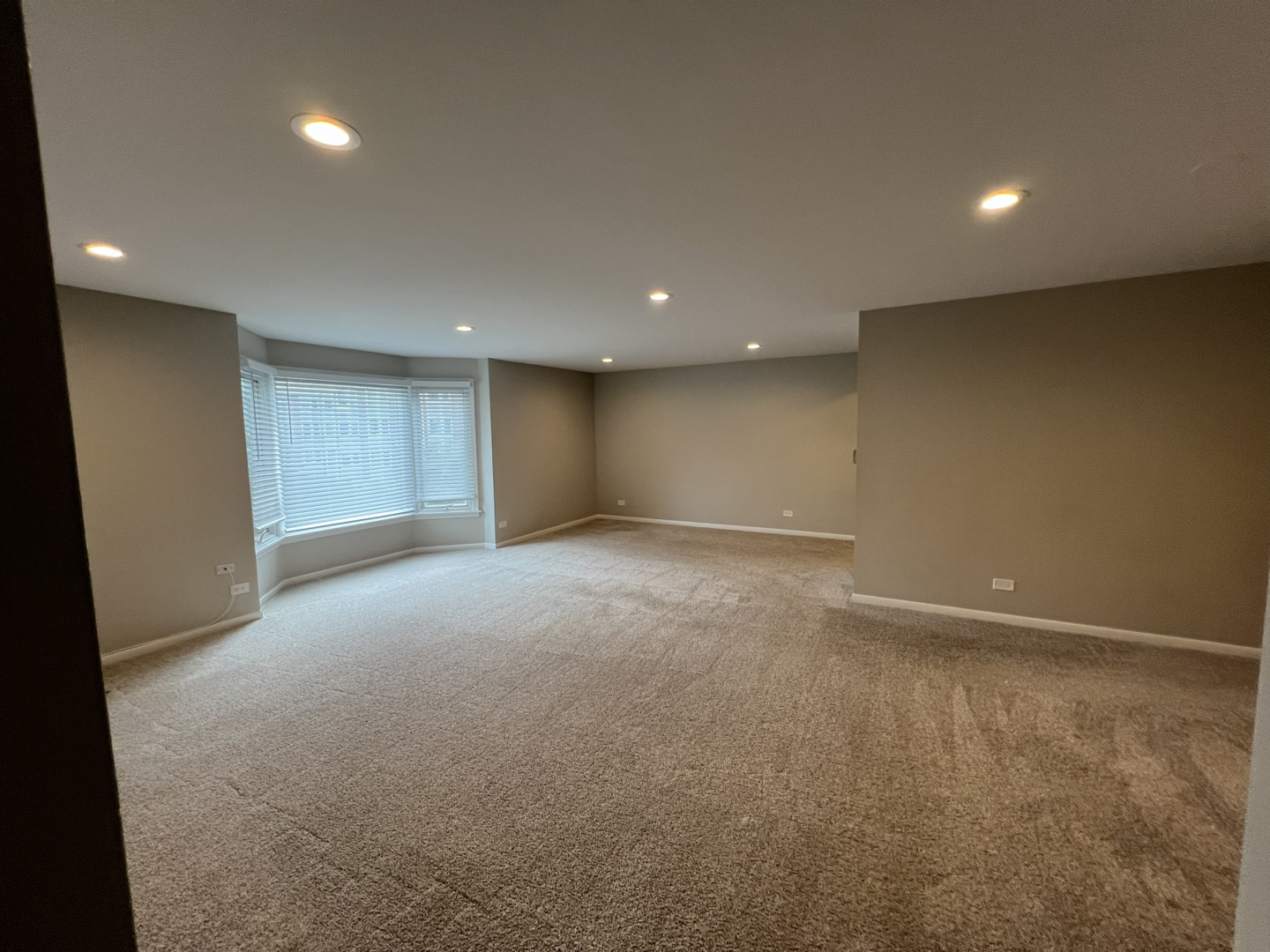 2600 Windsor Mall 2e Property Photo 4