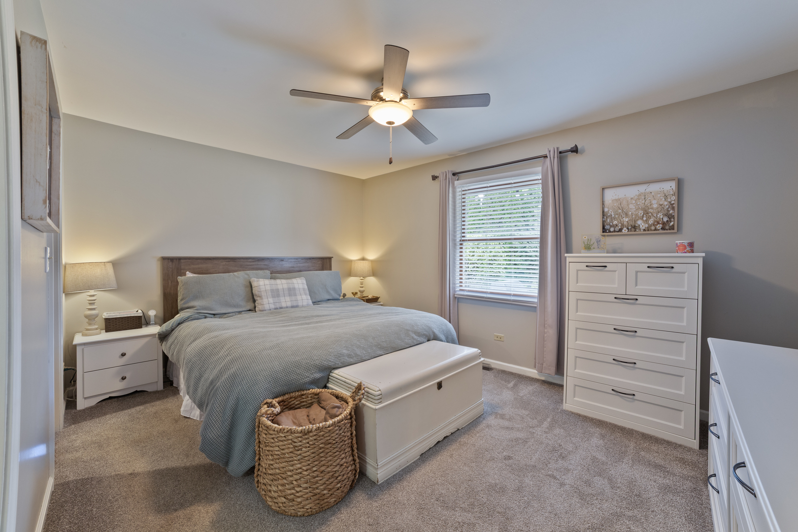 611 S Orchid Path Property Photo 9