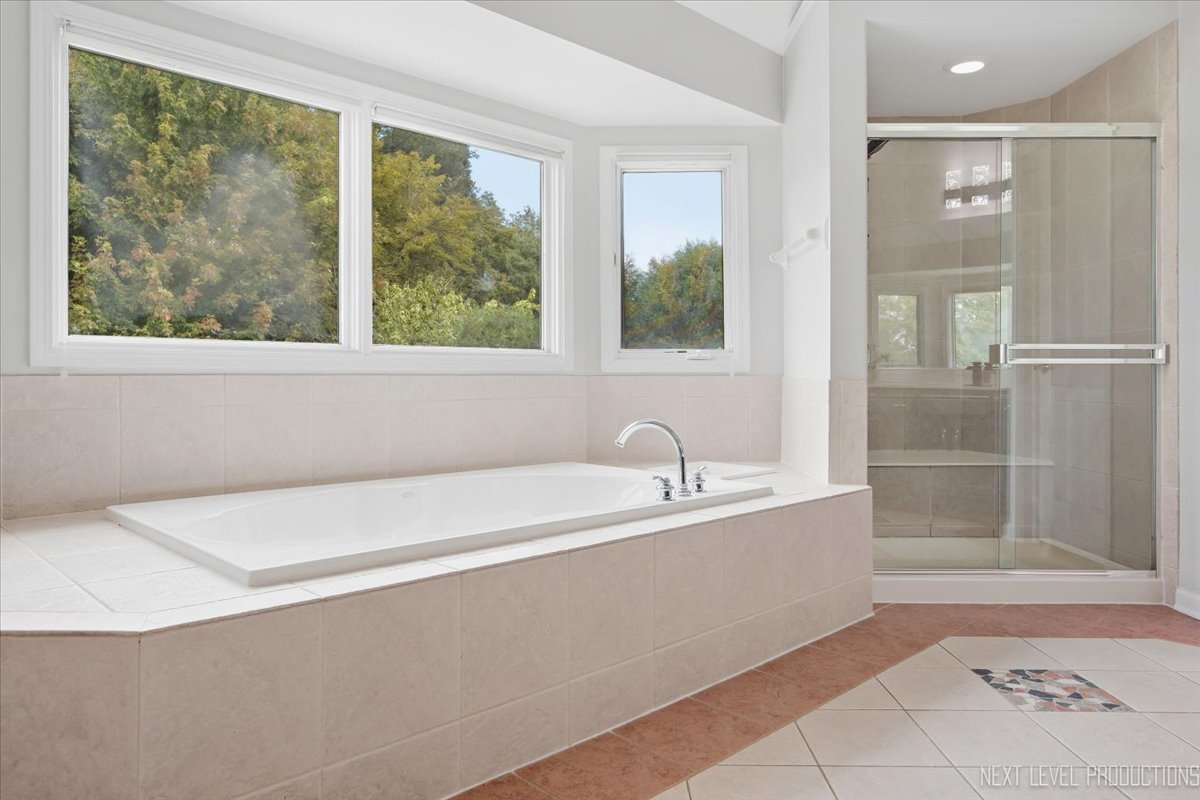 2775 Ginger Woods Drive Property Photo 11