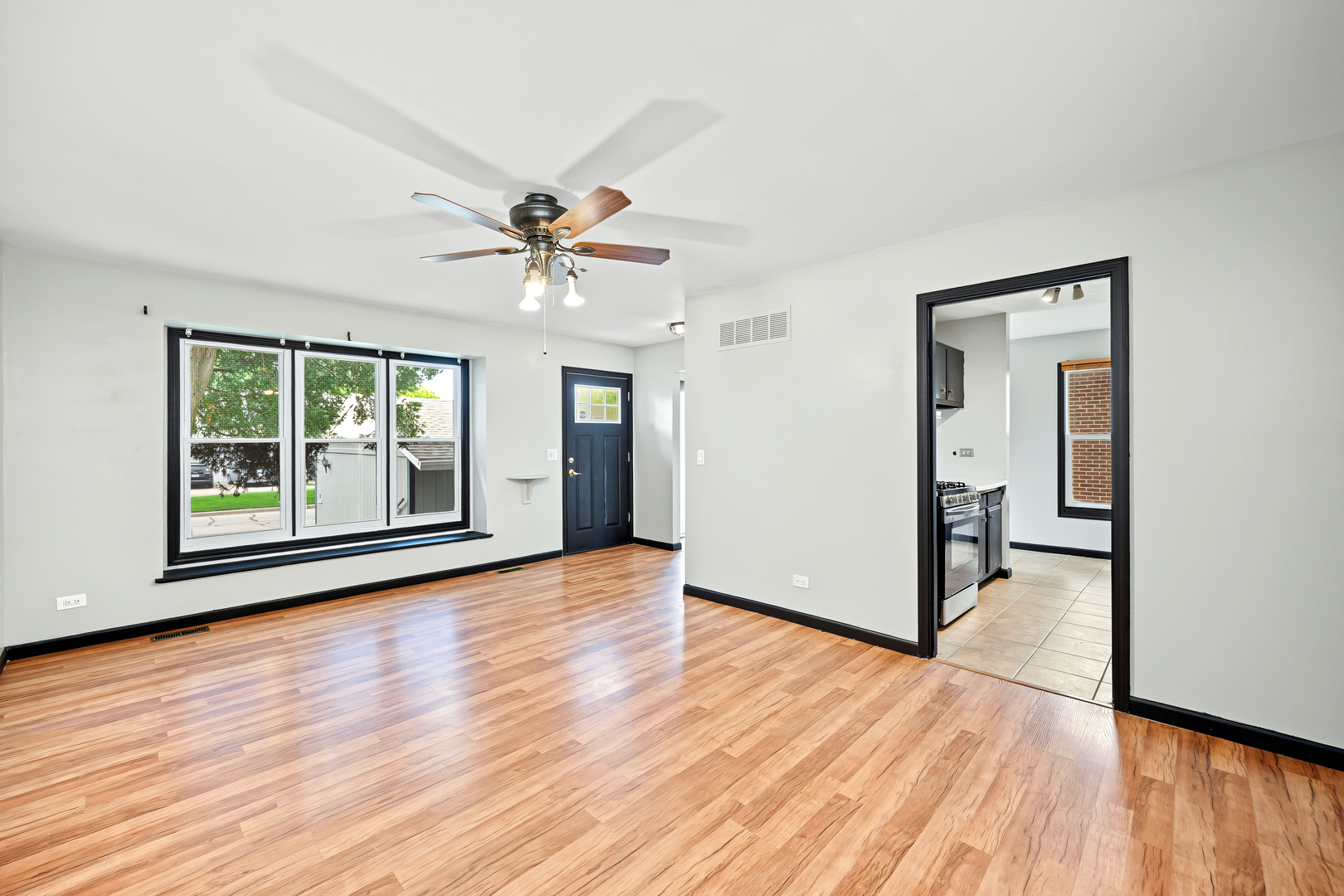333 Colony Green Drive Property Photo 5