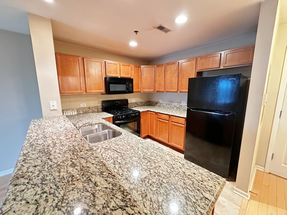8255 Skokie Boulevard 502 Property Photo 6