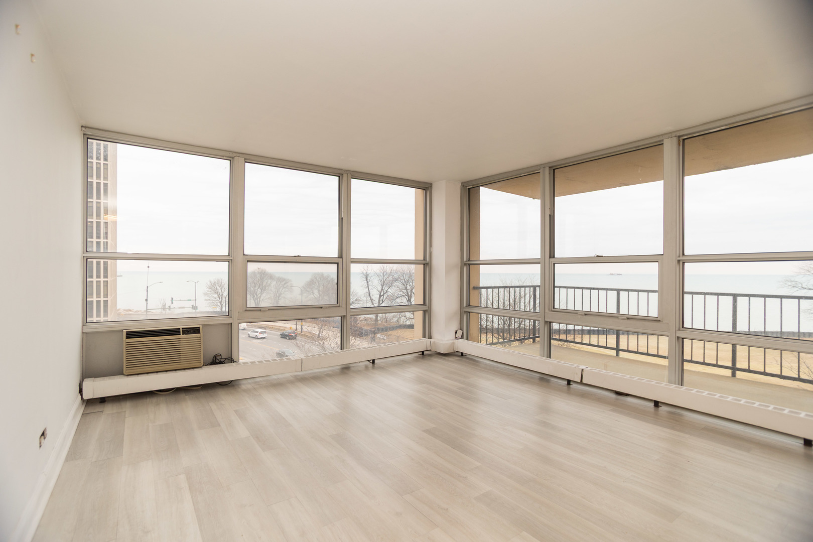 6730 S South Shore Drive 501 Property Photo 10
