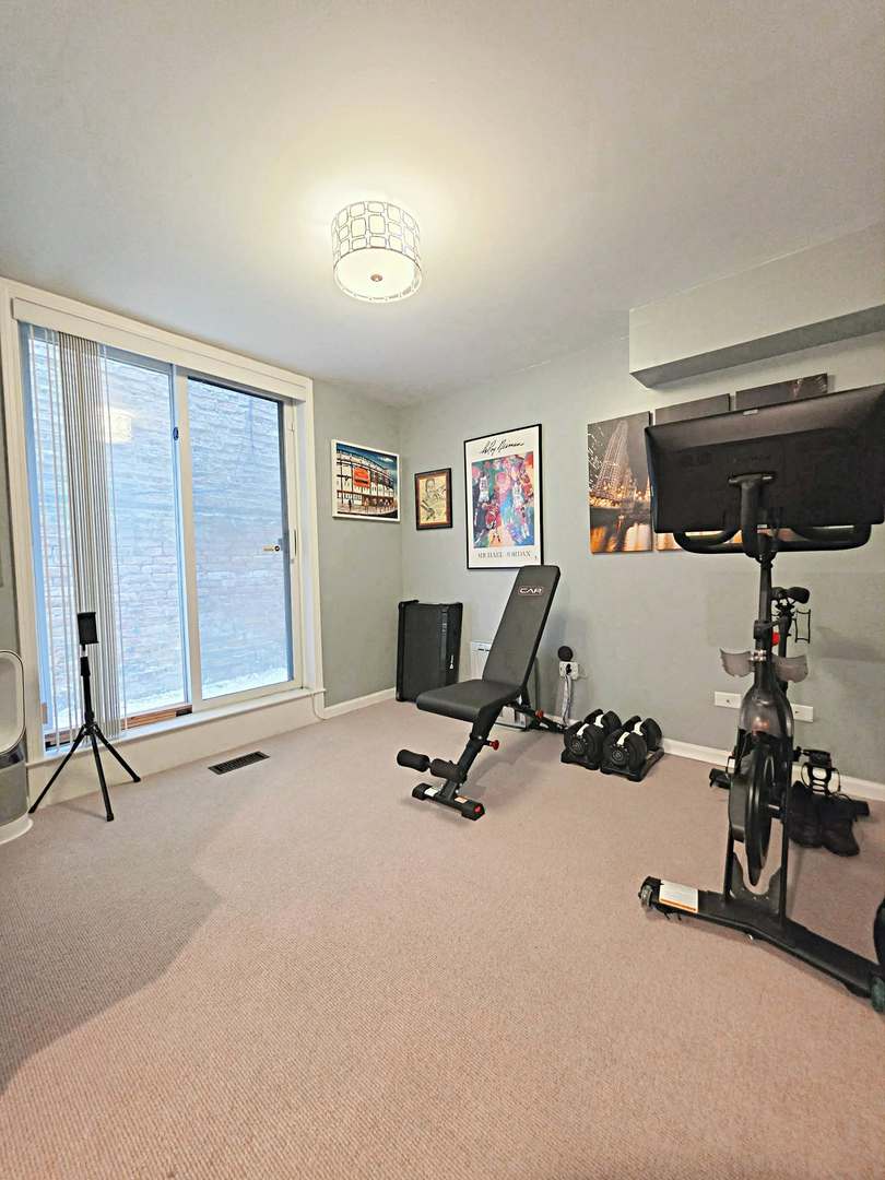 4240 N Kenmore Avenue 3n Property Photo 10