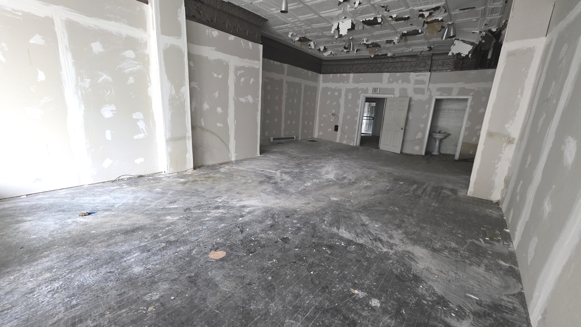 3552 S Halsted Street Property Photo 3