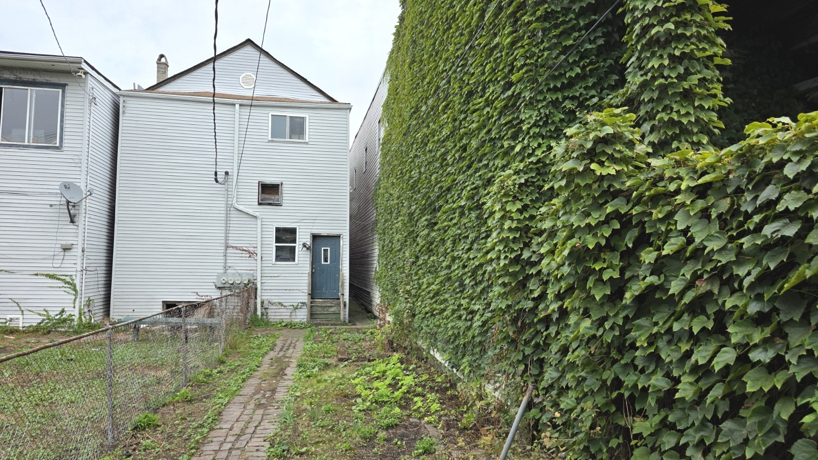3552 S Halsted Street Property Photo 4