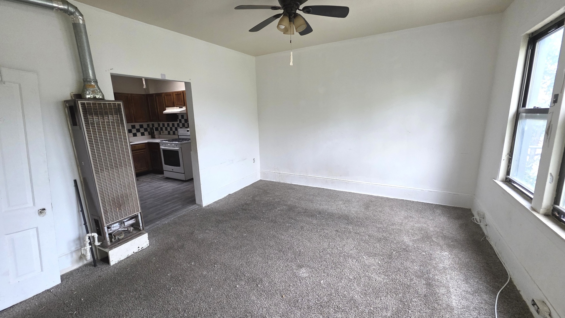 3552 S Halsted Street Property Photo 6