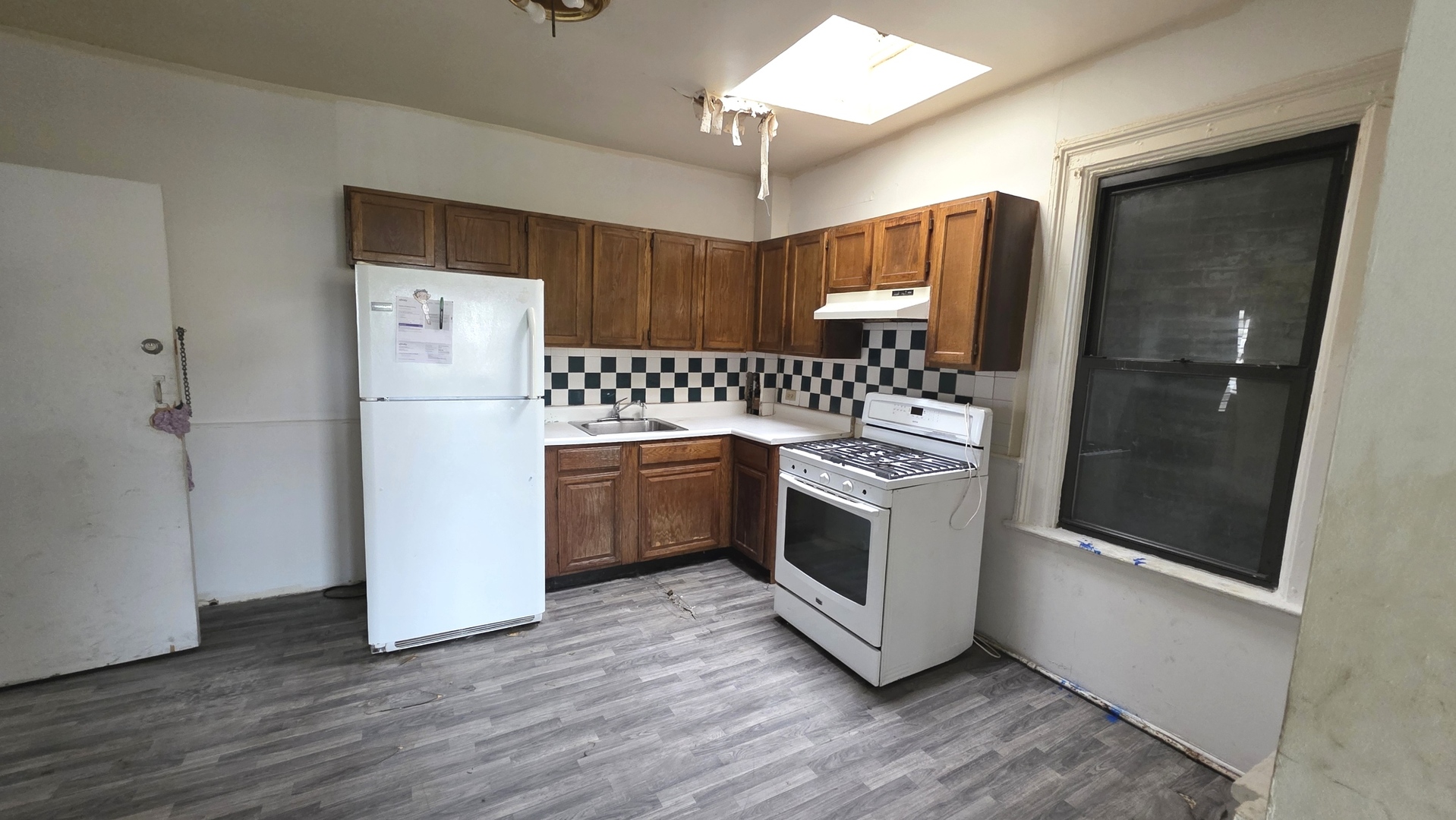 3552 S Halsted Street Property Photo 7