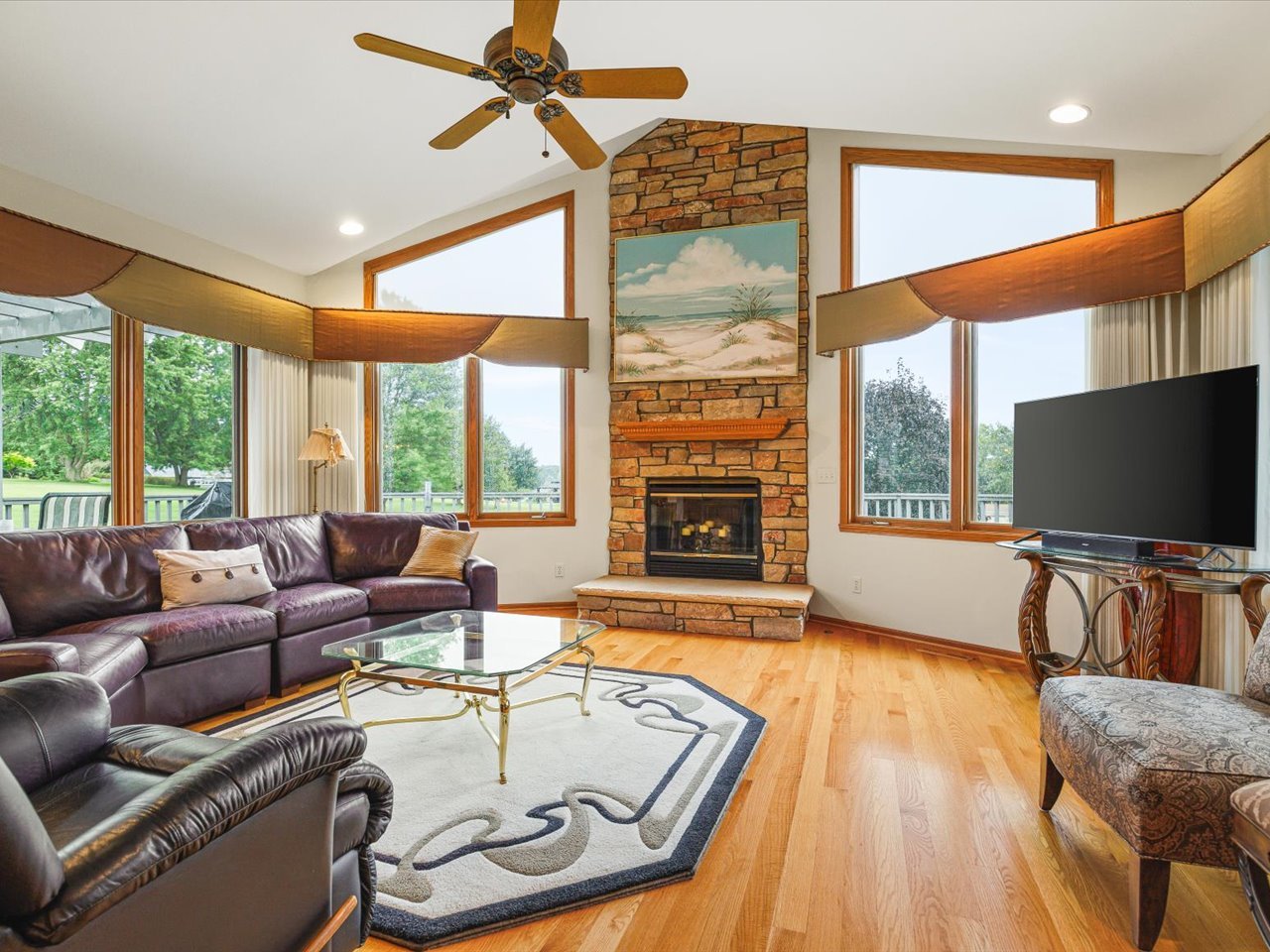 942 Lake Summerset Road Property Photo 11