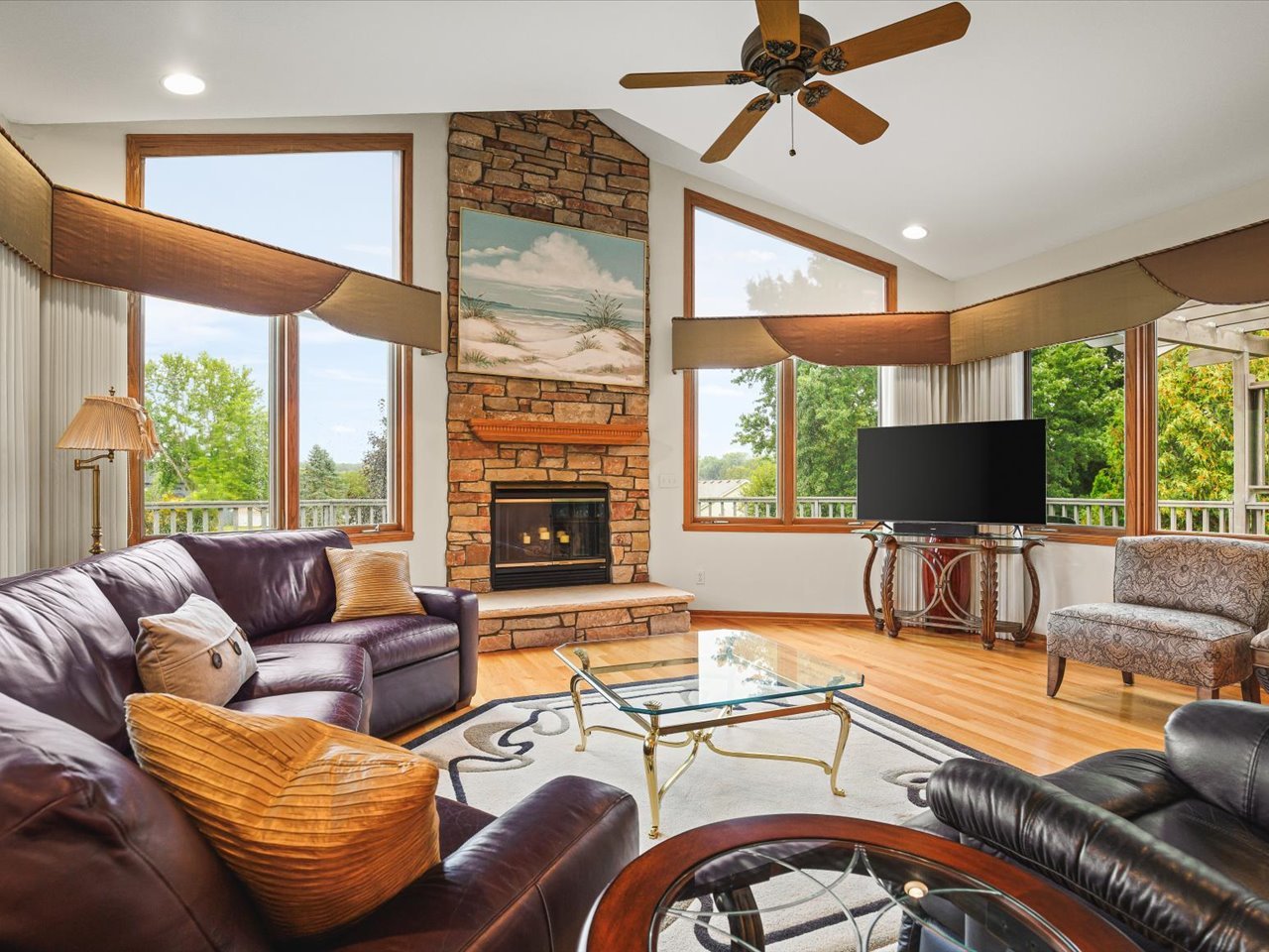 942 Lake Summerset Road Property Photo 15